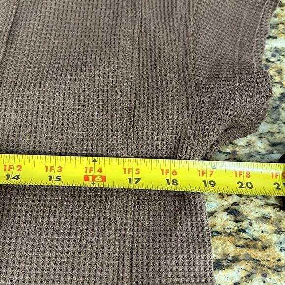 Altar’d State Brown Cotton Blend Waffle Knit Expose Seams Short Sleeve Shirt S - Picture 7 of 8